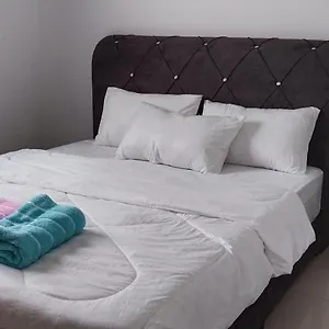 Mqa Roomstay Apartment Sepang